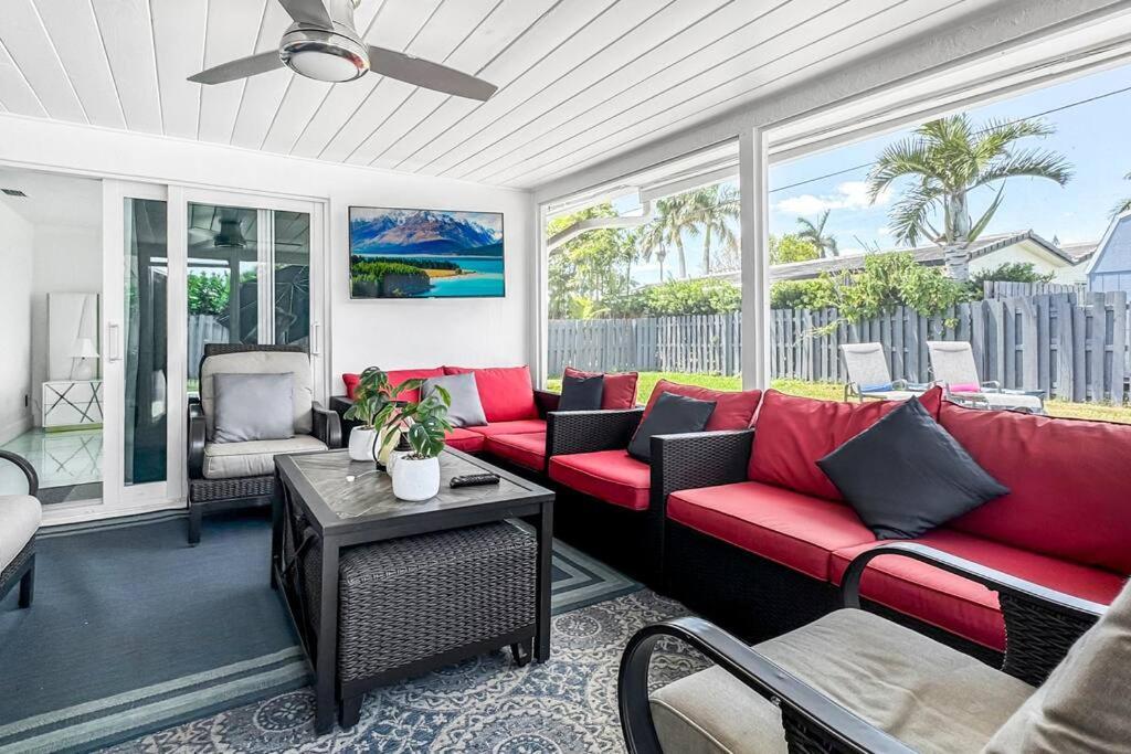 Amazing Home W Heated Pool 8 Mins To The Beach Lighthouse Point Exteriör bild