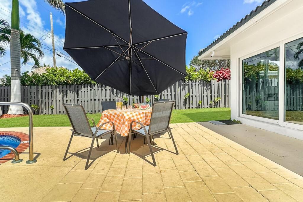 Amazing Home W Heated Pool 8 Mins To The Beach Lighthouse Point Exteriör bild