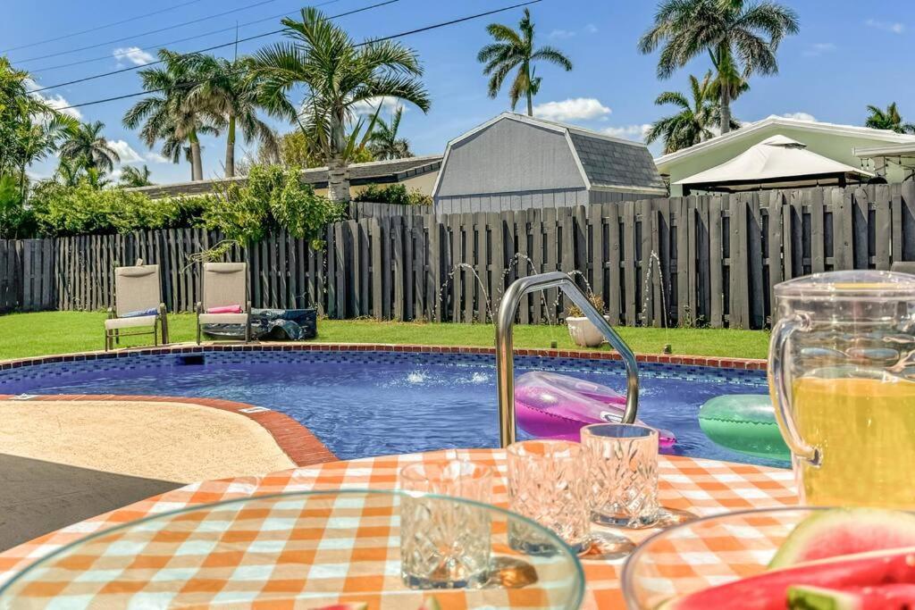 Amazing Home W Heated Pool 8 Mins To The Beach Lighthouse Point Exteriör bild